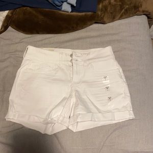 white low rise shorts